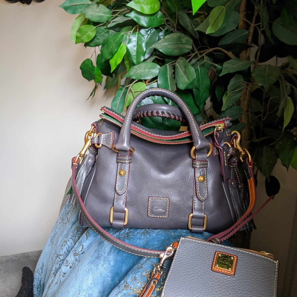 Florentine satchel